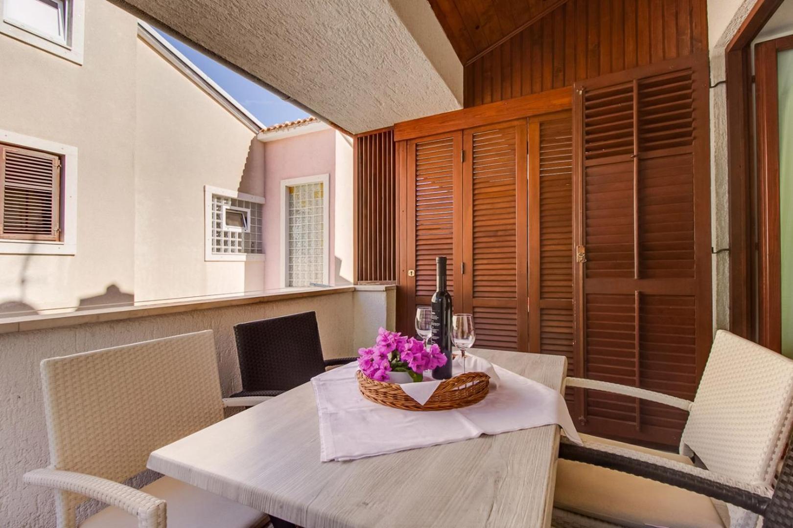 House Prica Hotel Mali Losinj Exterior photo